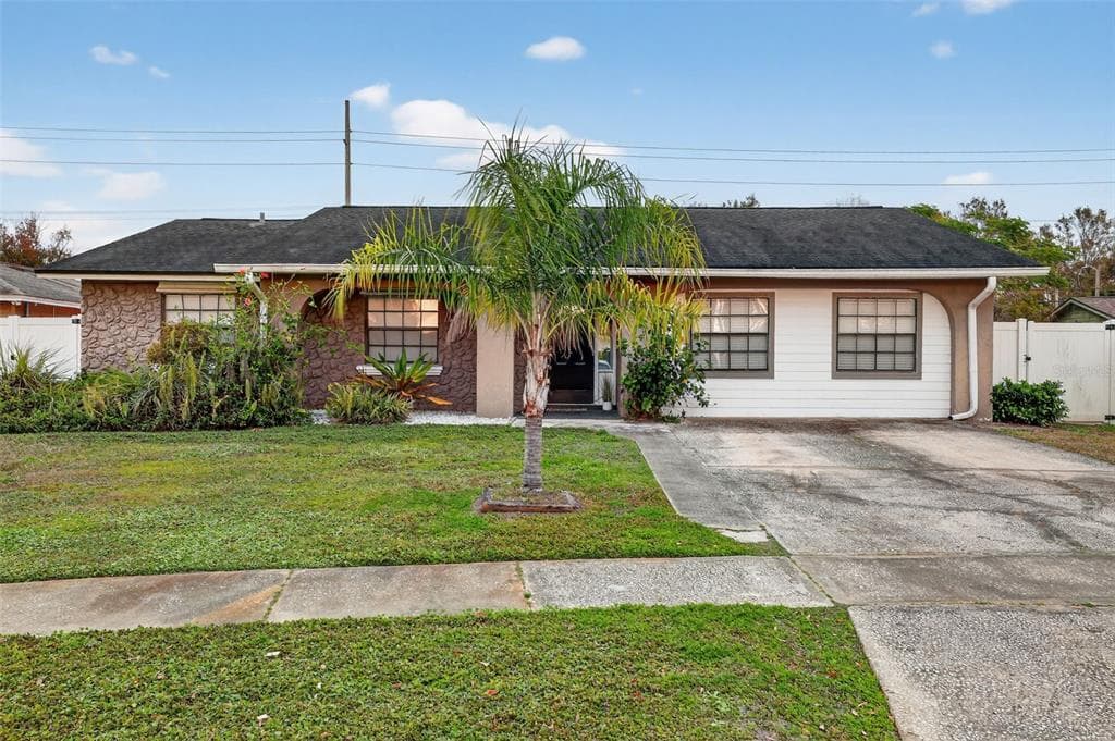 804 PEBBLEWOOD DRIVE BRANDON, FL 33511
