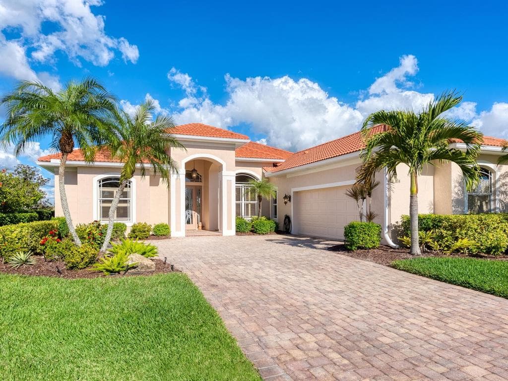 814 ADONIS PLACE VENICE, FL 34292