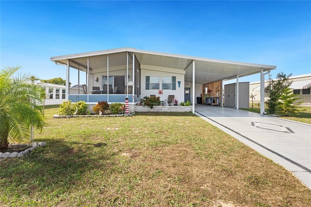 5619 DAKOTA STREET ZEPHYRHILLS, FL 33542