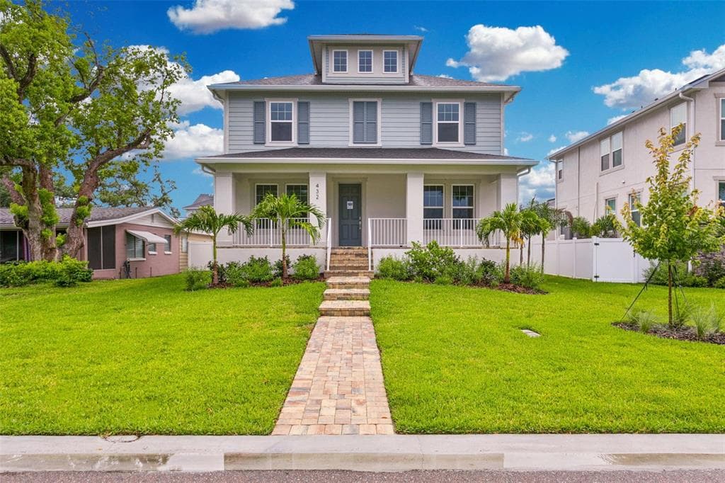 432 43RD AVENUE NE ST PETERSBURG, FL 33703