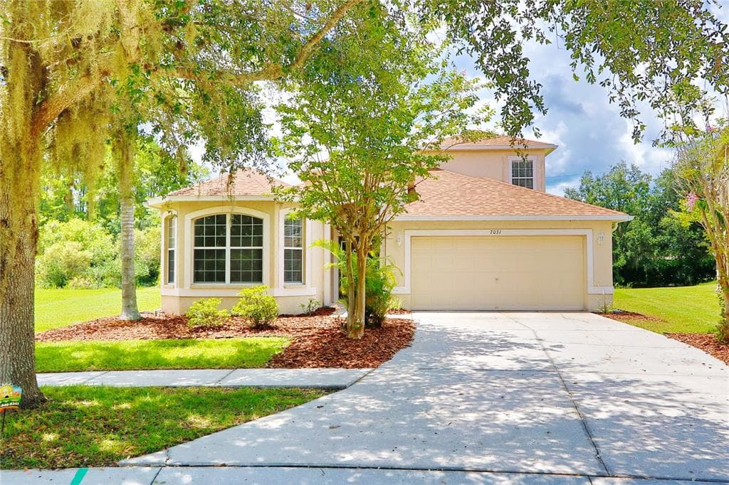 7031 MOSS LEDGE LAND O LAKES, FL 34637