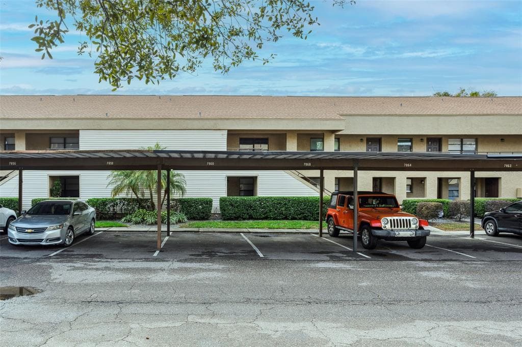 7858 NIAGARA AVENUE UNIT 605 TAMPA, FL 33617