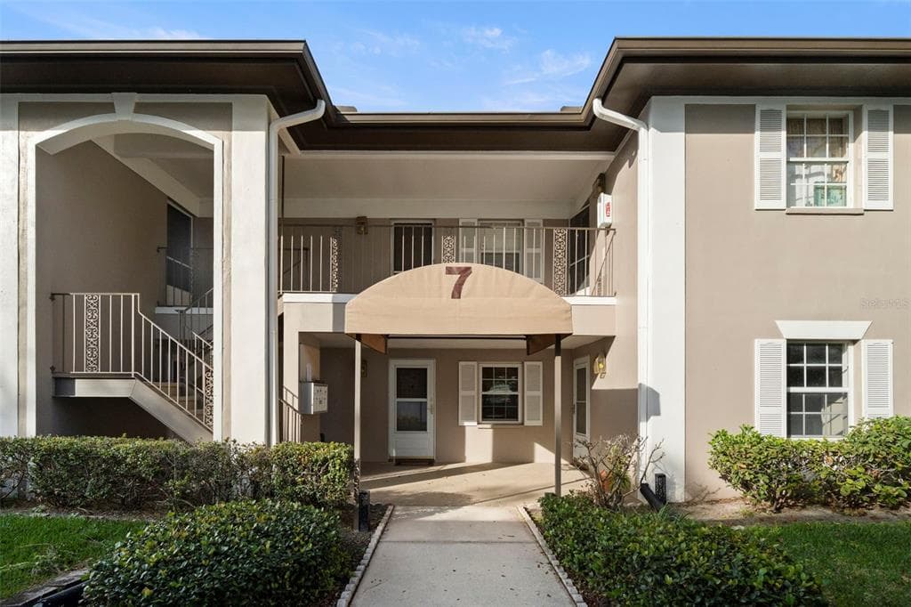 5265 E BAY DRIVE UNIT 713 CLEARWATER, FL 33764