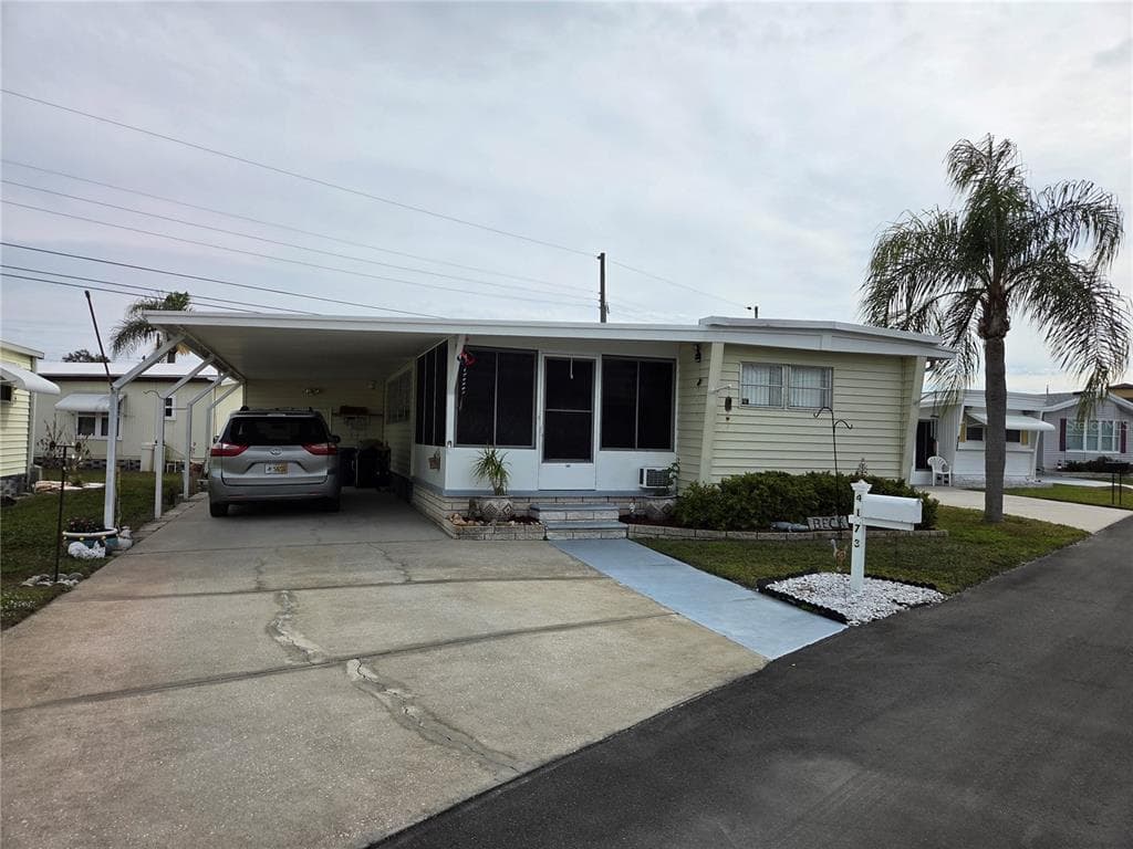 4173 72ND STREET N UNIT 30 ST PETERSBURG, FL 33709