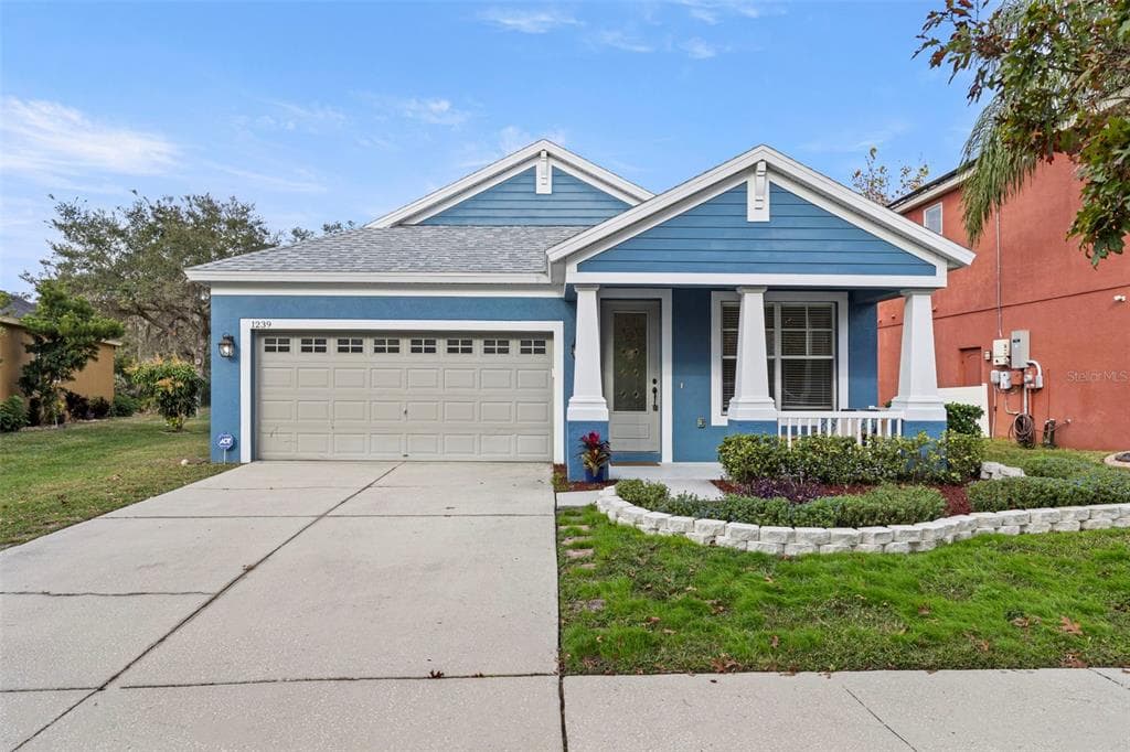 1239 GENTILLY LANE