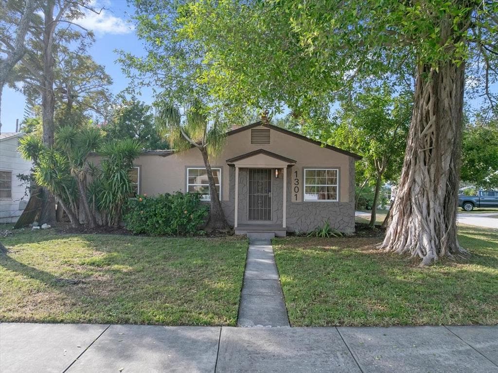 1301 56TH STREET S GULFPORT, FL 33707