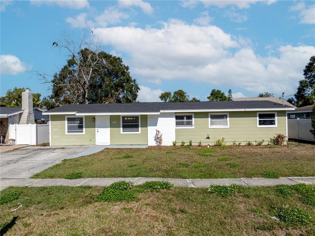 4711 OHIO AVENUE TAMPA, FL 33616