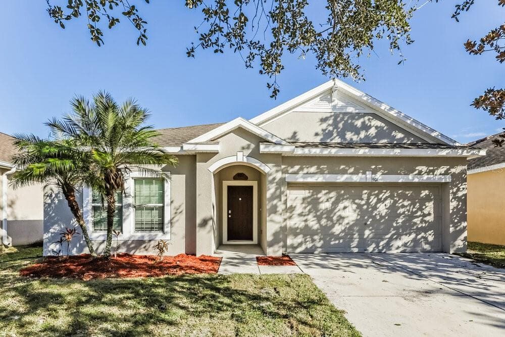 901 FERN LEAF DRIVE RUSKIN, FL 33570