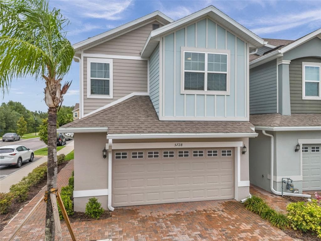 5728 SKYTOP DRIVE LITHIA, FL 33547