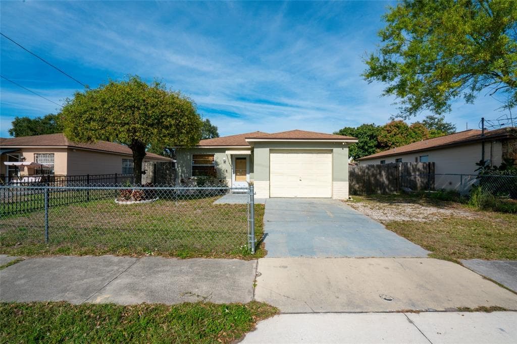 2102 E FRIERSON AVENUE TAMPA, FL 33610