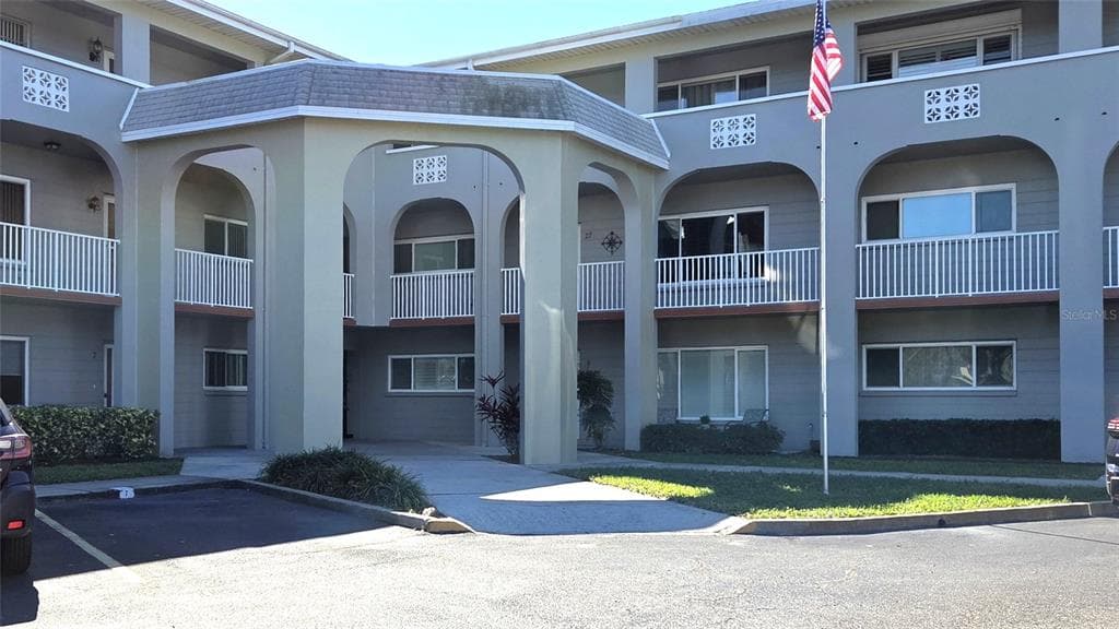 2229 AMERICUS BOULEVARD W UNIT 7 CLEARWATER, FL 33763