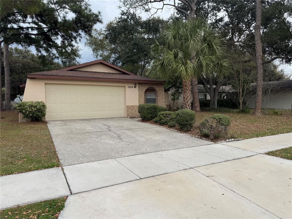 1904 PEPPERTREE DRIVE OLDSMAR, FL 34677