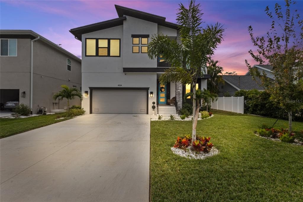 4104 W CLEVELAND STREET TAMPA, FL 33609
