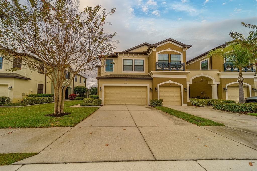 11437 CROWNED SPARROW LANE TAMPA, FL 33626