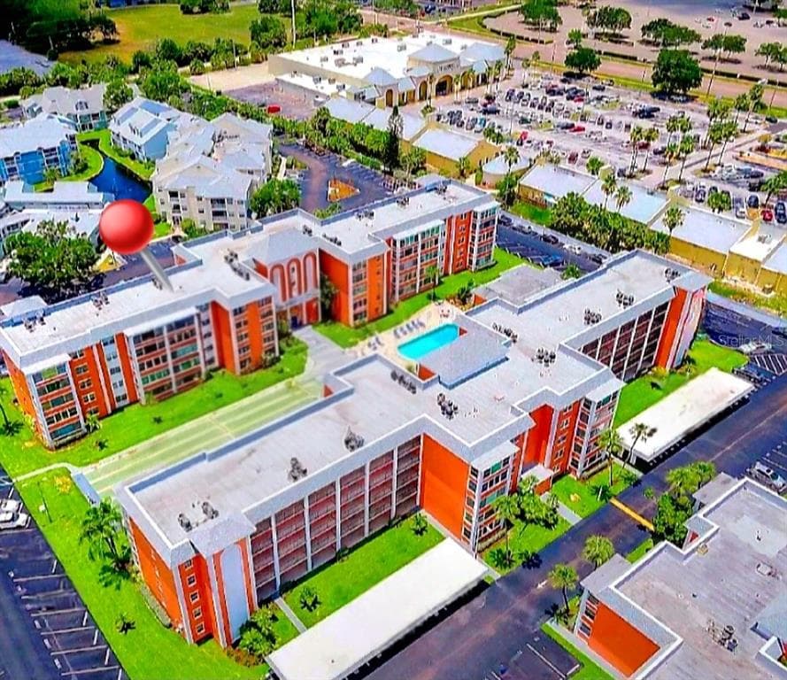 6960 20TH AVENUE N UNIT 302 ST PETERSBURG, FL 33710