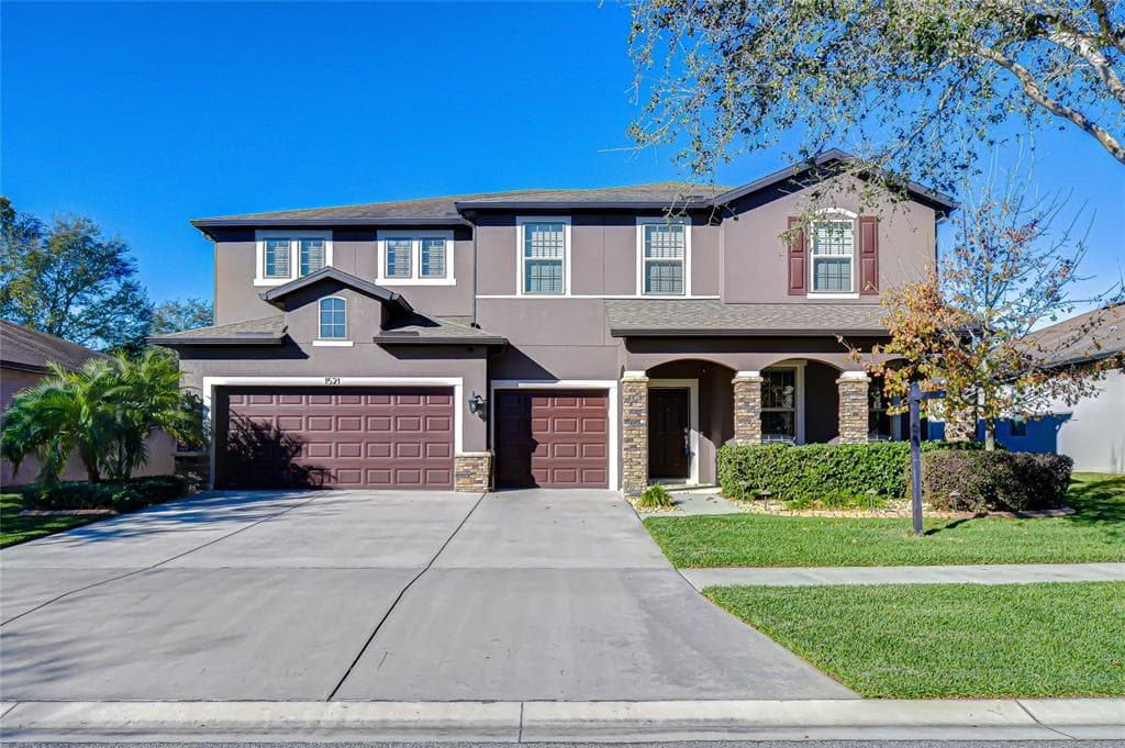 1521 BANNER ELK STREET VALRICO, FL 33594