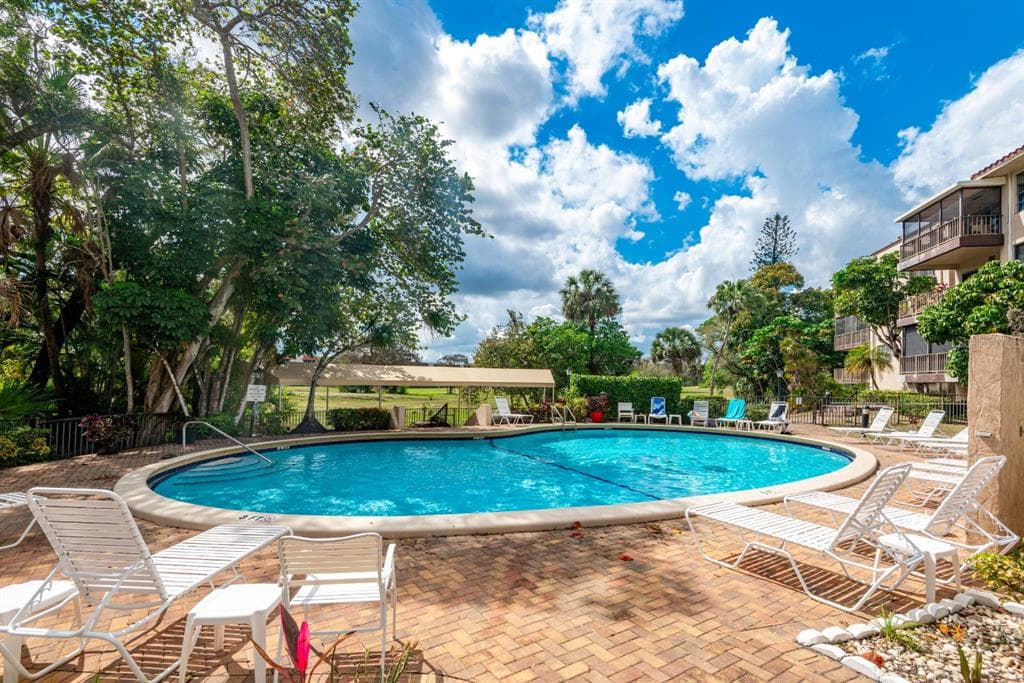 5961 N FALLS CIRCLE DRIVE UNIT 411 LAUDERHILL, FL 33319