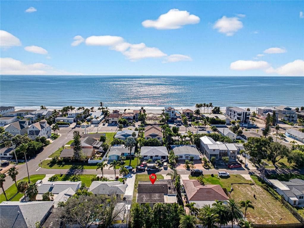 16105 1ST STREET E REDINGTON BEACH, FL 33708