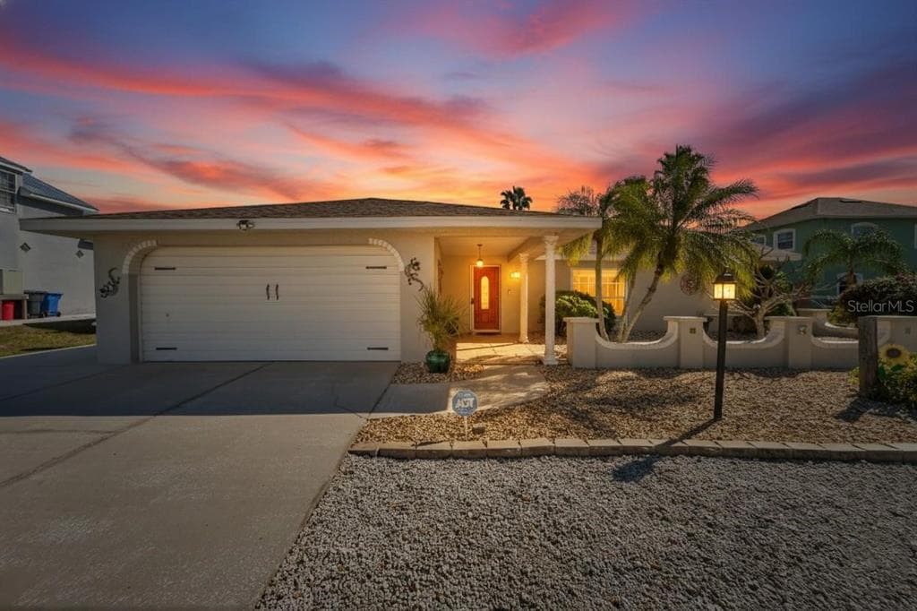 6503 SANTIAGO COURT APOLLO BEACH, FL 33572