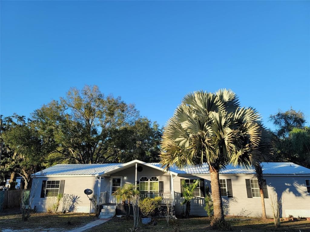 12118 BAYTREE DRIVE RIVERVIEW, FL 33569