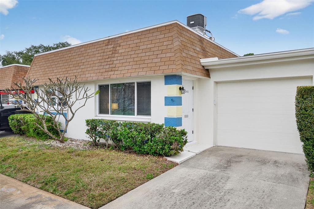 8245 VENDOME BOULEVARD N PINELLAS PARK, FL 33781