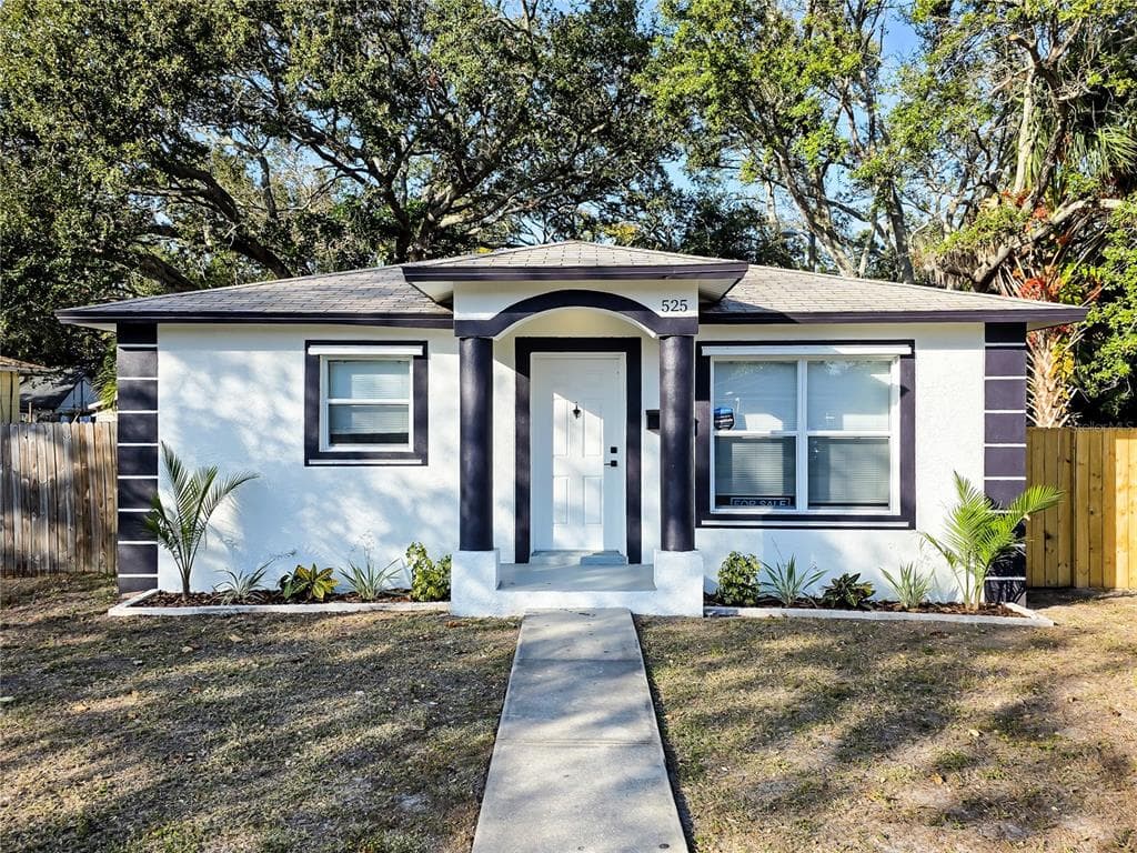 525 28TH AVENUE S ST PETERSBURG, FL 33705