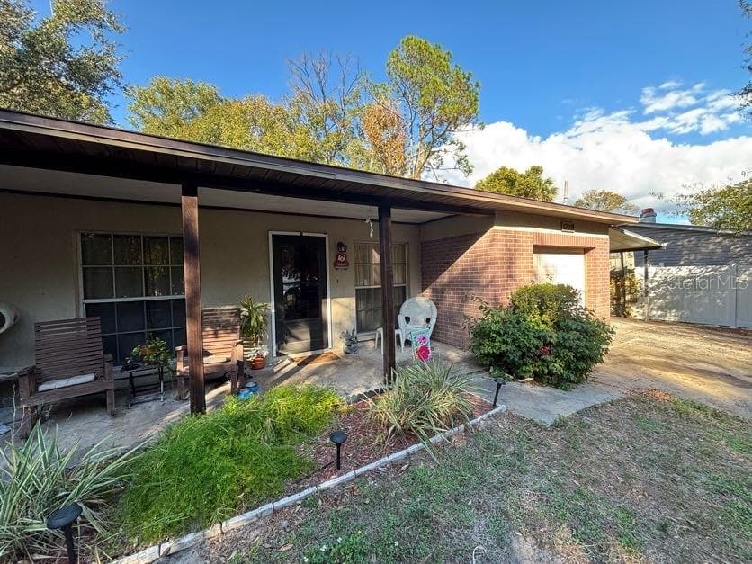 8709 FOUNTAIN AVENUE TAMPA, FL 33615