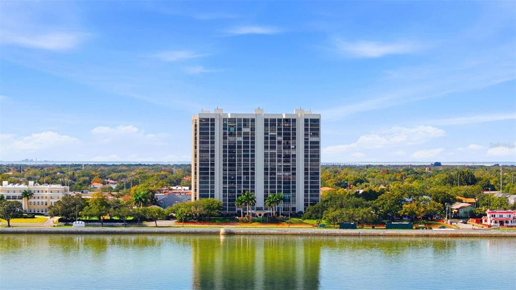 3301 BAYSHORE BOULEVARD UNIT 1007B TAMPA, FL 33629