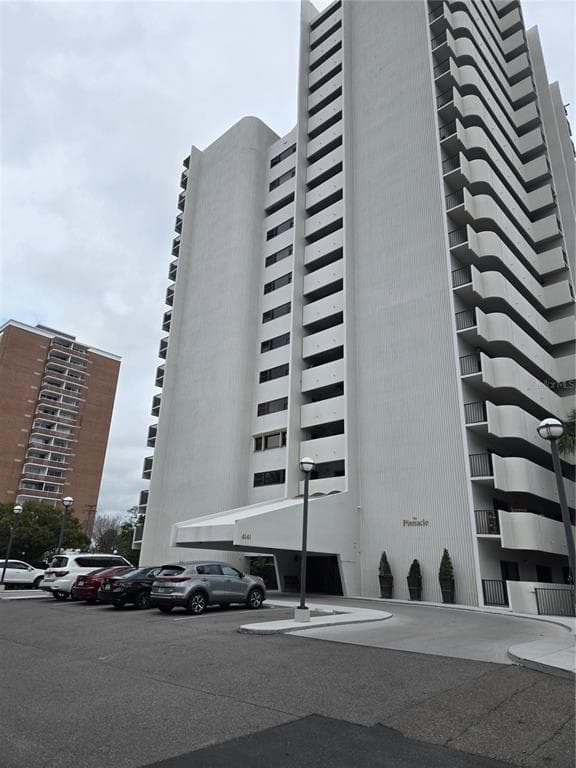 4141 BAYSHORE BOULEVARD S UNIT 1502 TAMPA, FL 33611