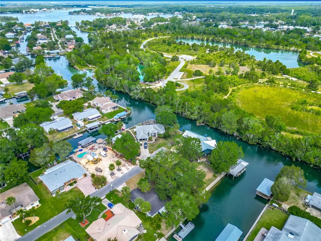 1011 SE 4TH AVENUE CRYSTAL RIVER, FL 34429