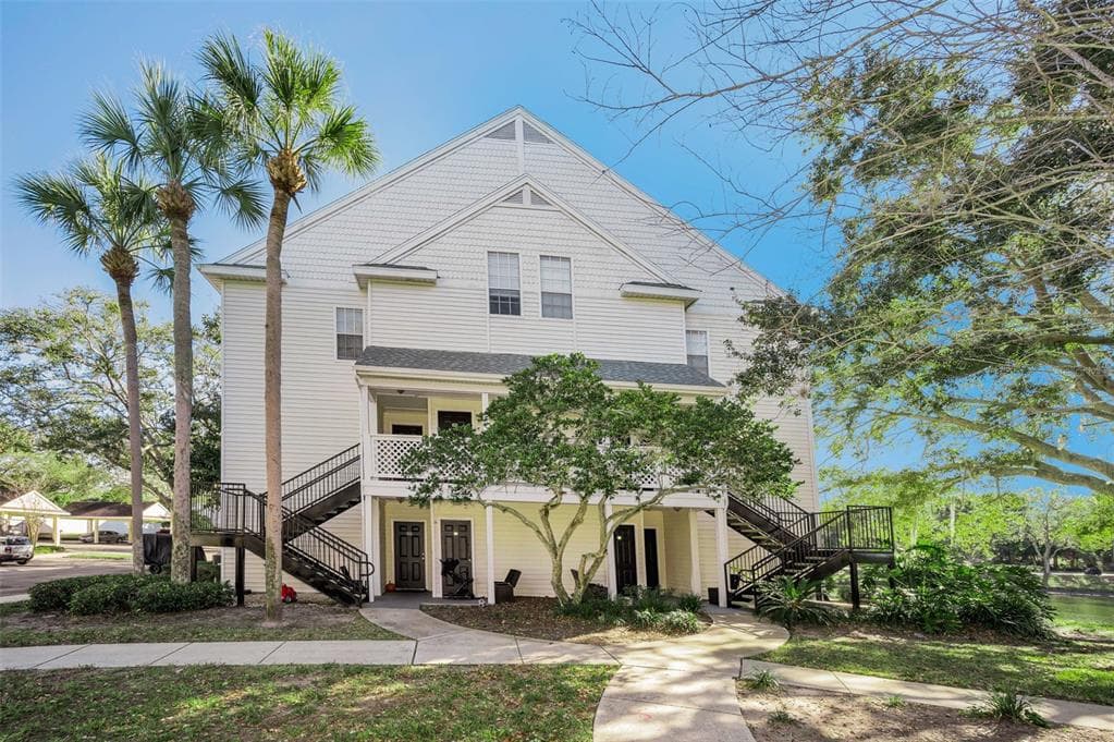 3304 HAVILAND COURT UNIT 103 PALM HARBOR, FL 34684