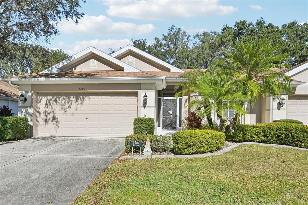 2215 OLIVE BRANCH DRIVE SUN CITY CENTER, FL 33573