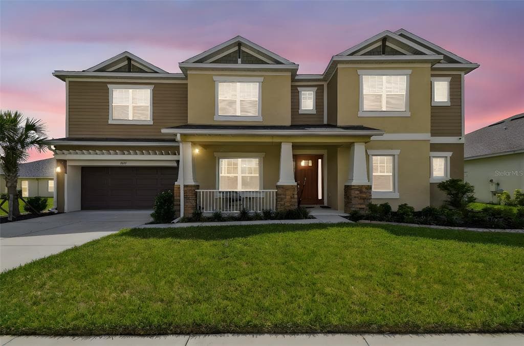 7024 BRADBURY CIRCLE