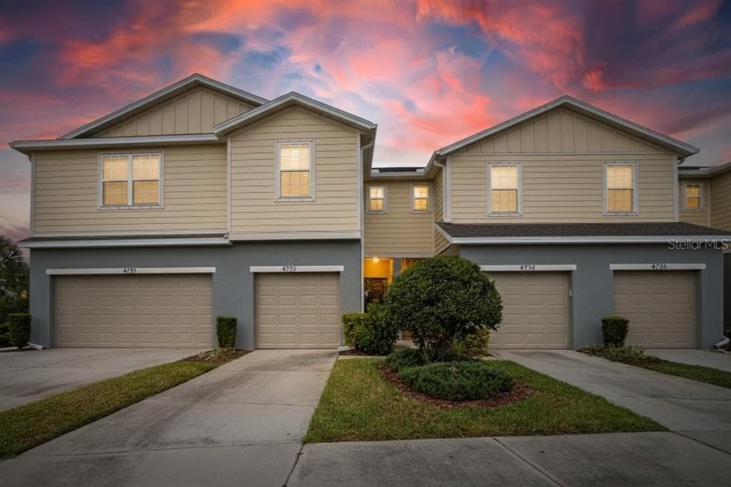 4732 WHITE SANDERLING COURT TAMPA, FL 33619