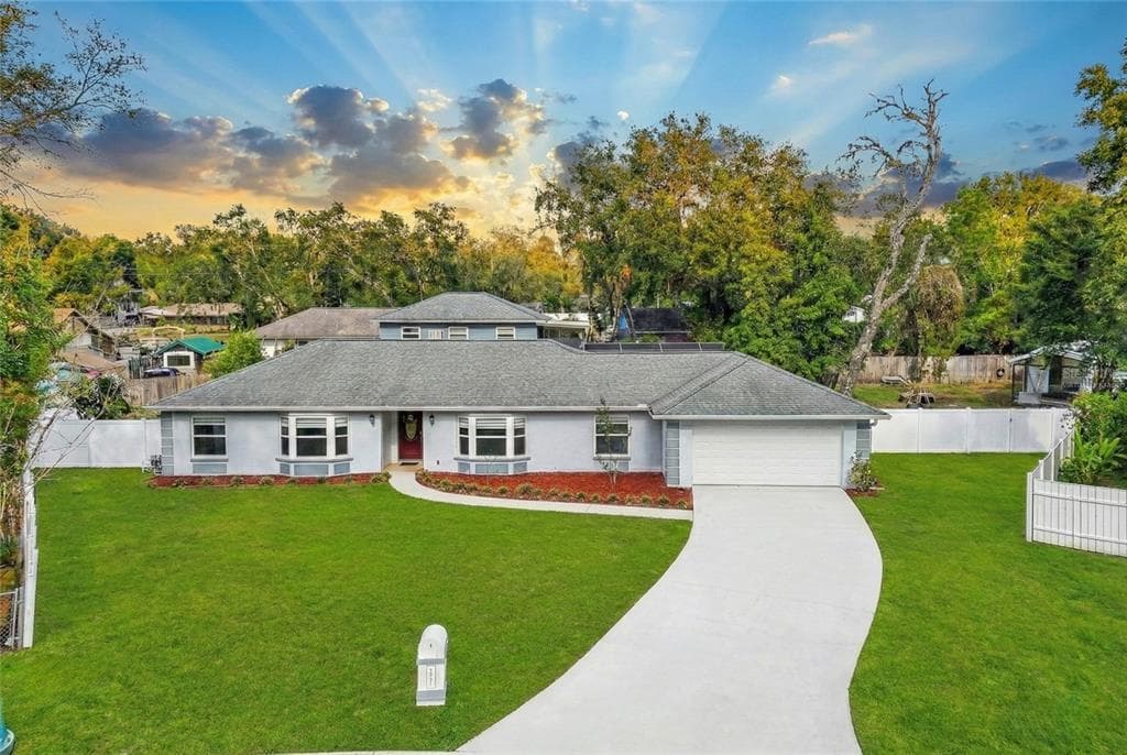 1402 PROVINCETOWN CIRCLE LUTZ, FL 33549