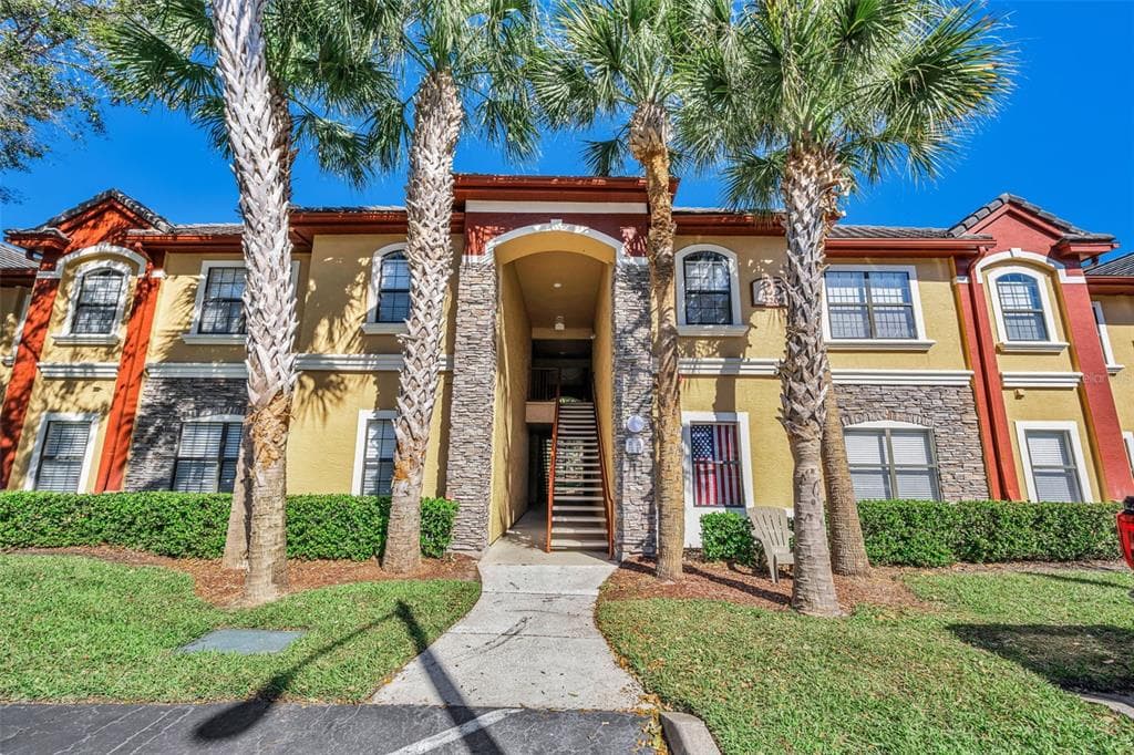 2209 PORTOFINO PLACE UNIT 5-2517 PALM HARBOR, FL 34683