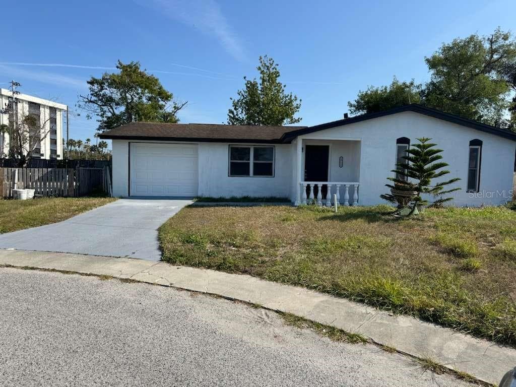 2712 APIA PLACE HOLIDAY, FL 34691