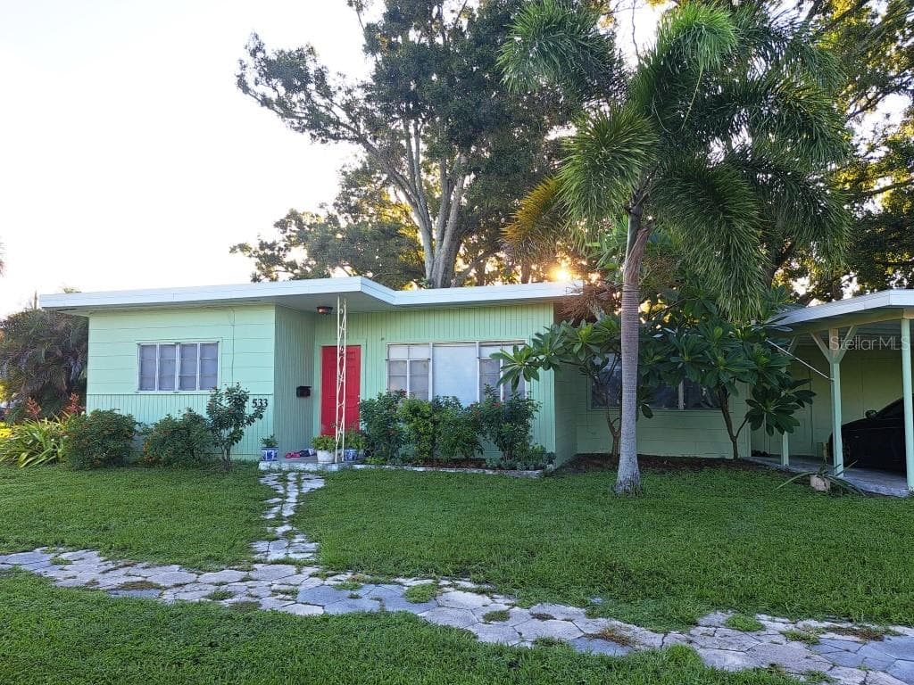 533 45TH STREET N ST PETERSBURG, FL 33713