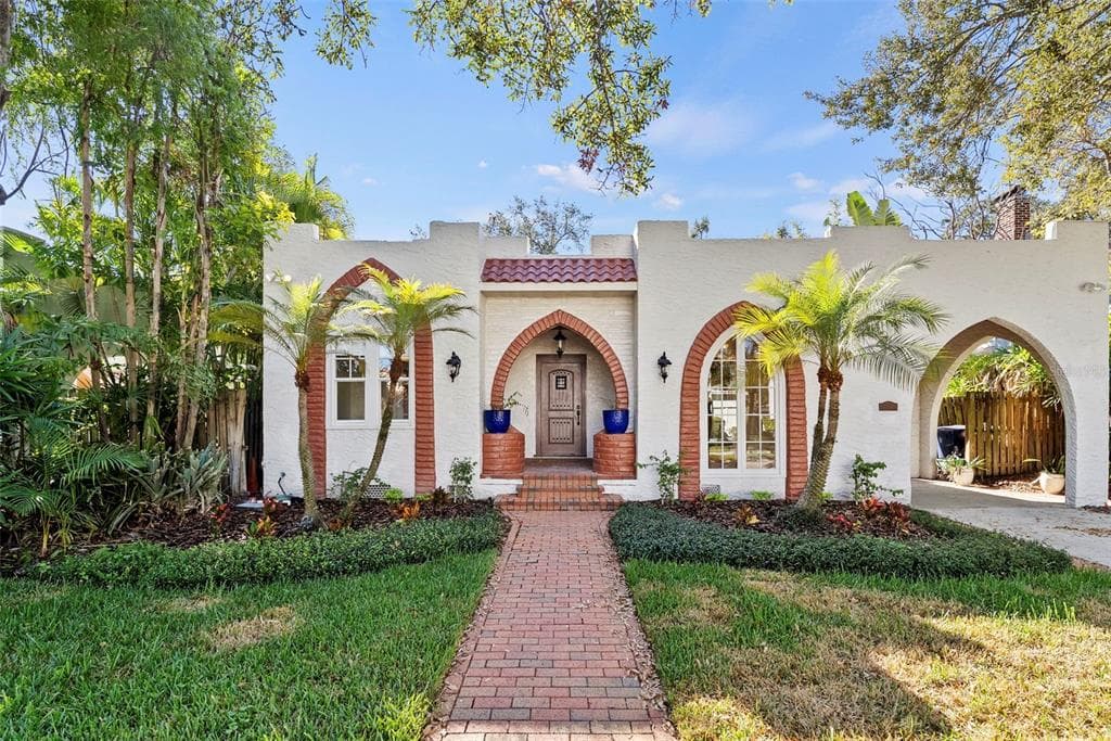 2436 W PROSPECT ROAD TAMPA, FL 33629