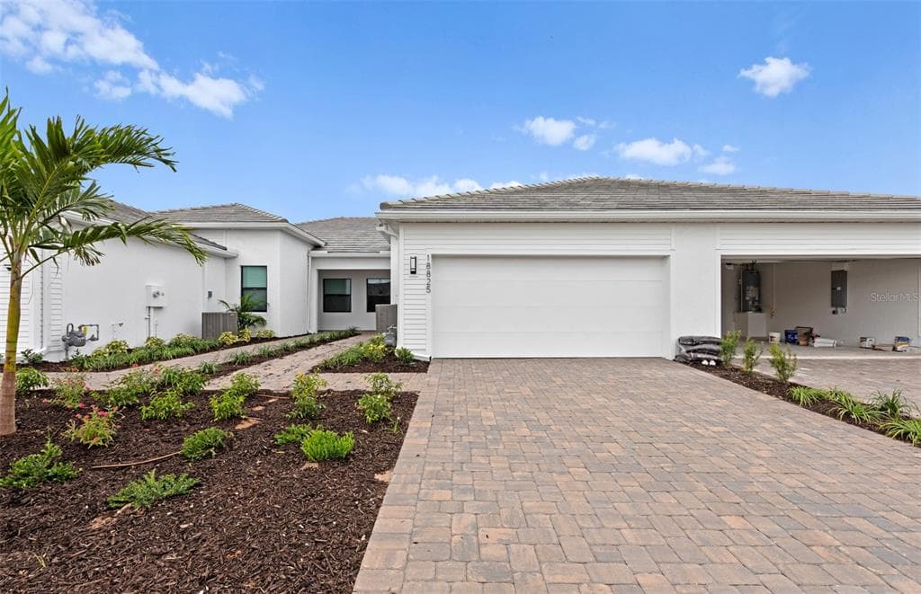 18825 INDIAN ROCK PLACE LAKEWOOD RANCH, FL 34211