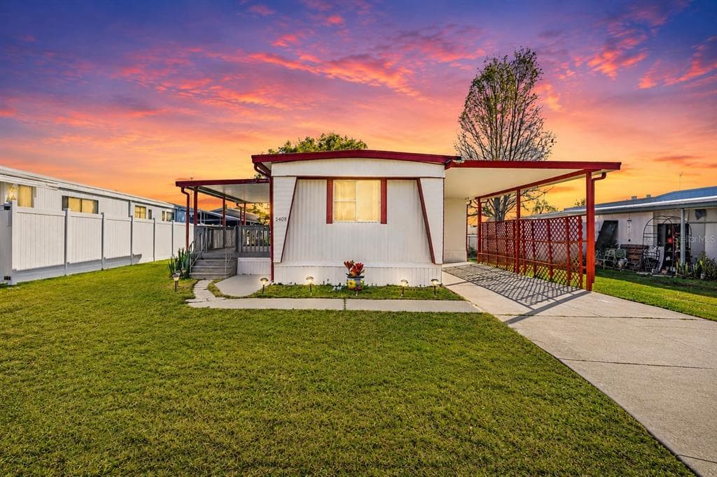 5408 DEAN DAIRY ROAD ZEPHYRHILLS, FL 33541