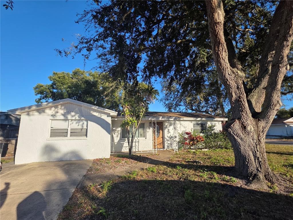 1344 WICKHAM LANE HOLIDAY, FL 34691
