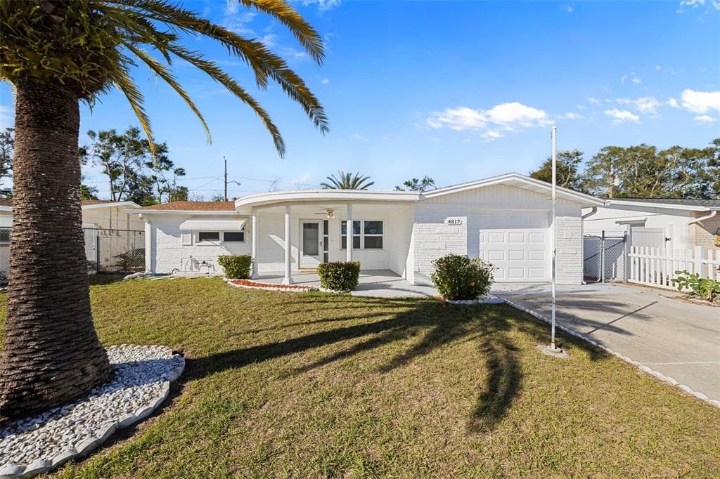 4817 CALAIS DRIVE HOLIDAY, FL 34690