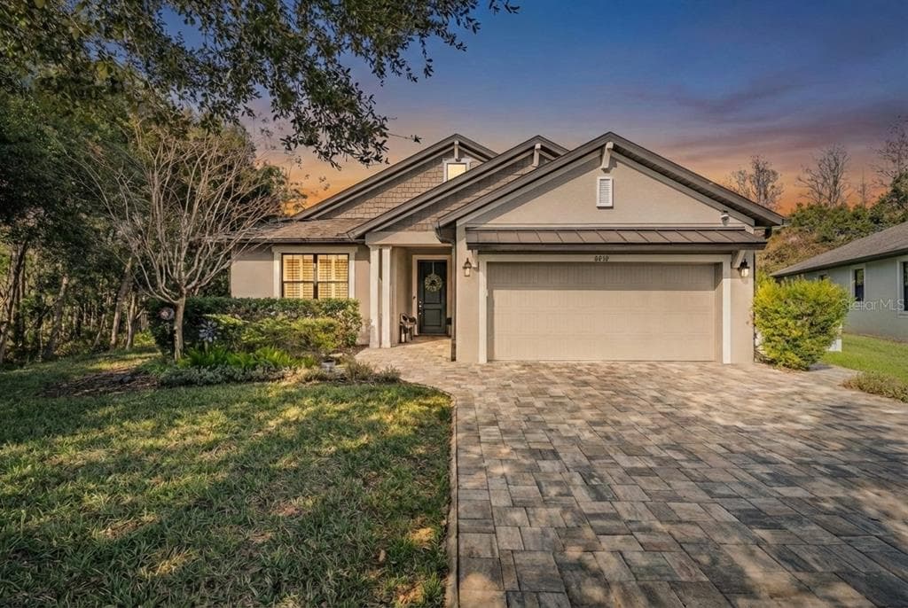8432 AUBURN RISE COURT LAND O LAKES, FL 34638
