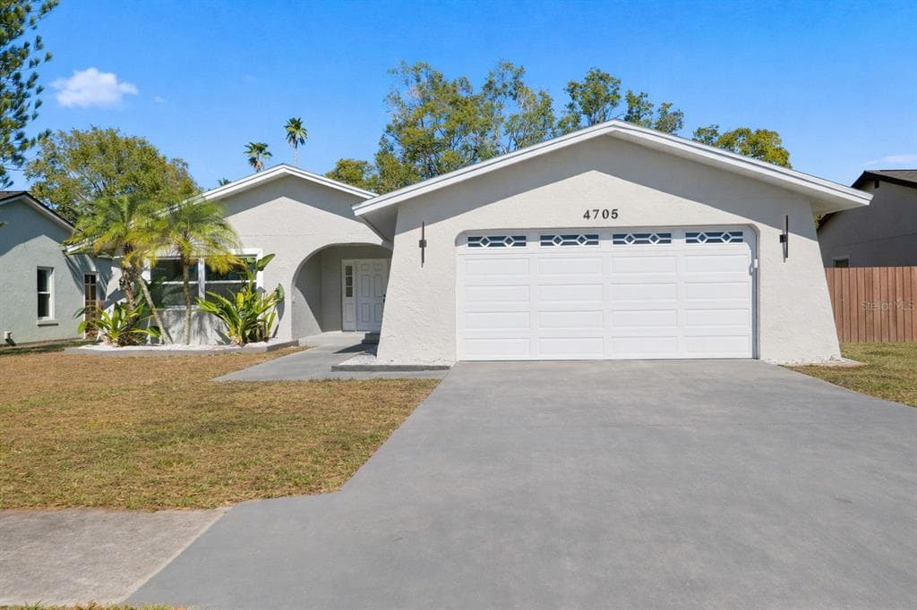 4705 CYPRESS TREE DRIVE TAMPA, FL 33624