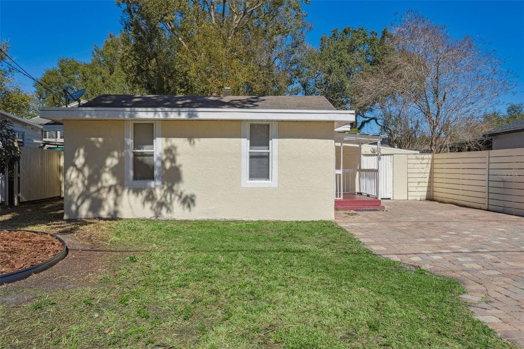 1308 E SLIGH AVENUE TAMPA, FL 33604