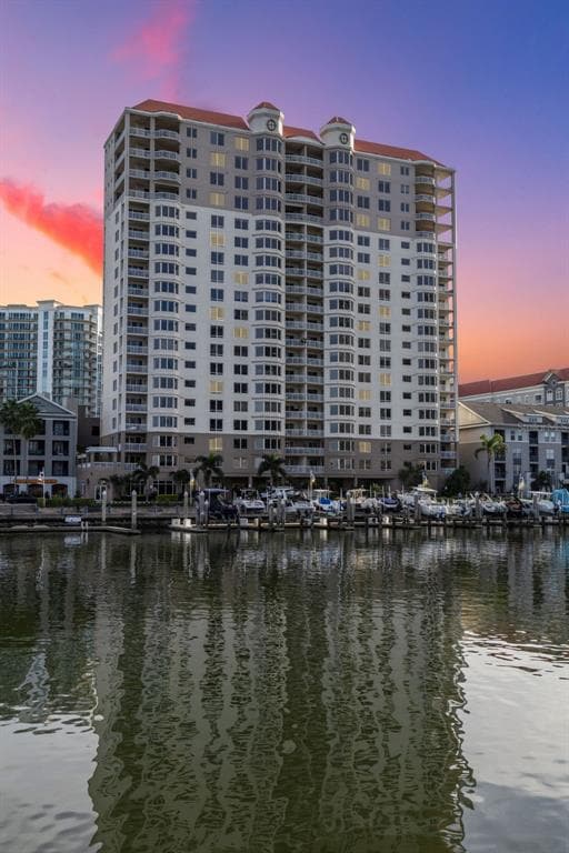 371 CHANNELSIDE WALK WAY UNIT 902 TAMPA, FL 33602