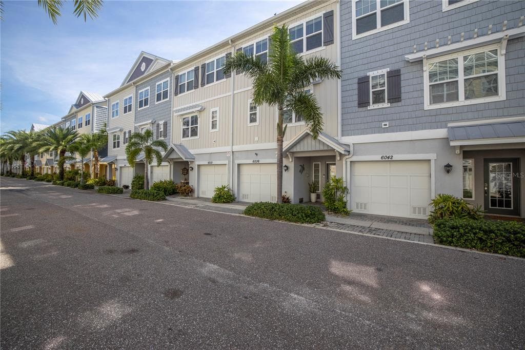 6036 ANCHORAGE WAY S ST PETERSBURG, FL 33712