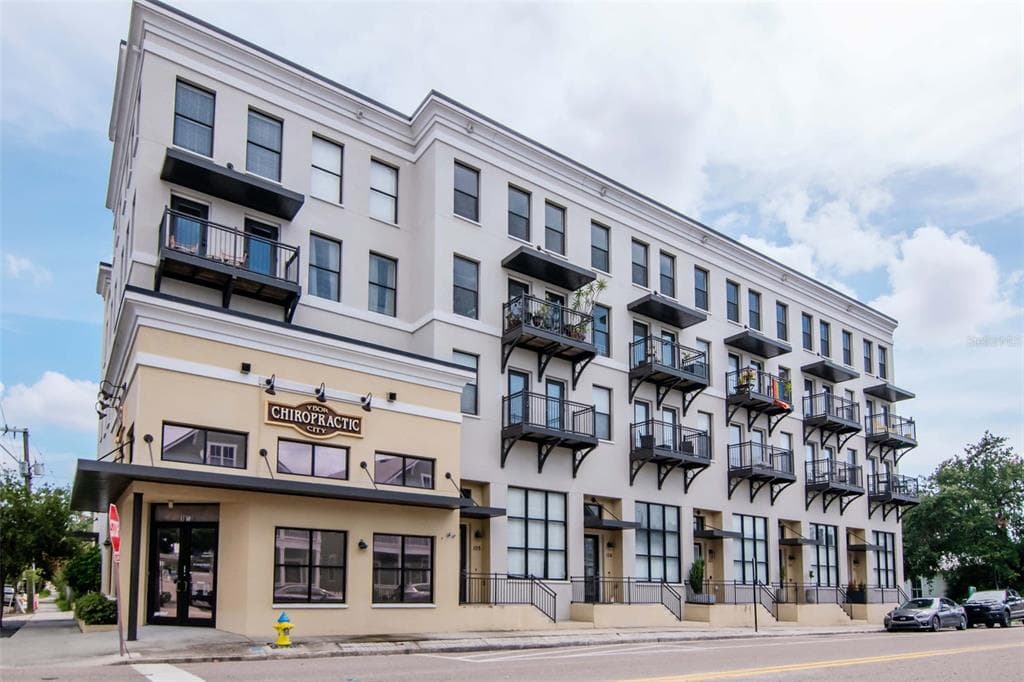 1621 E 4TH AVENUE UNIT 202 TAMPA, FL 33605