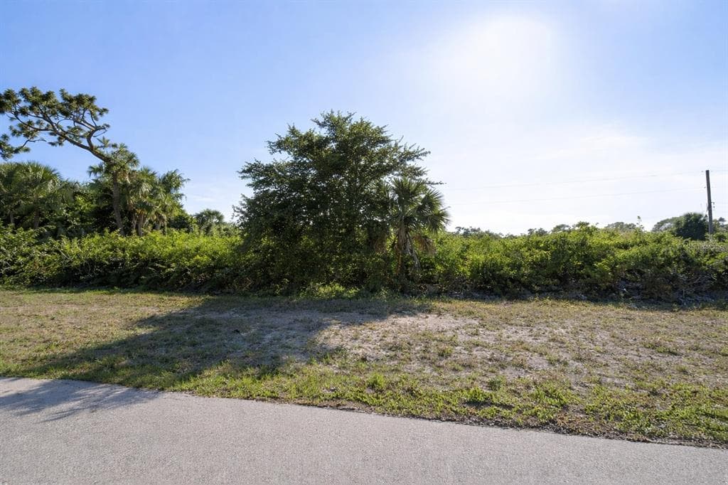 10137 GASPARILLA ROAD